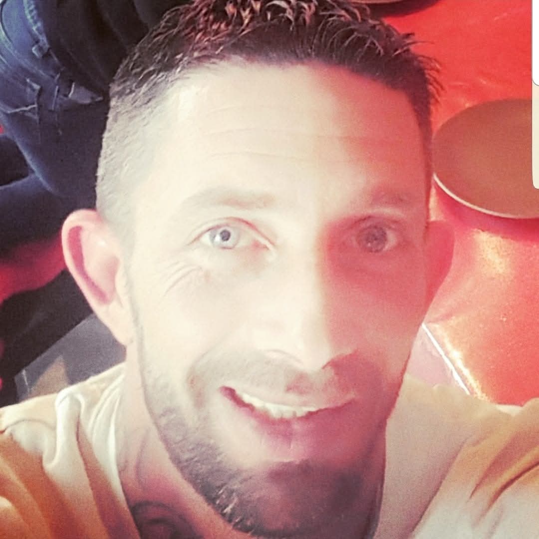 Profil de Zoubir, 33 ans, Site rencontres gay à Netstal (Glaris)