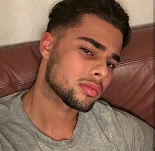 Nourdine - Site rencontres gay à Intschi Profil de Nourdine, 43 ans, Site rencontres gay à Intschi (Uri)