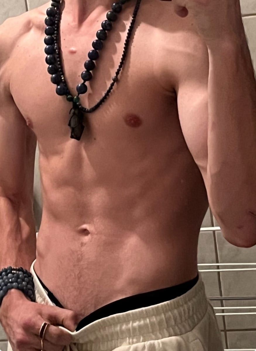 Profil de Daho, 29 ans, Site rencontres gay à Coffrane (Neuchâtel)
