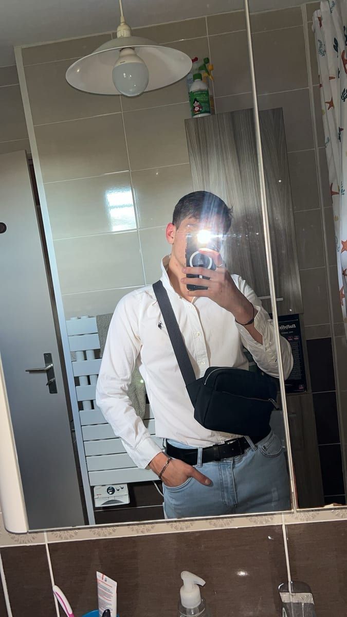 Melkior - Site rencontres gay à Flüeli-Ranft Profil de Melkior, 22 ans, Site rencontres gay à Flüeli-Ranft (Obwald)