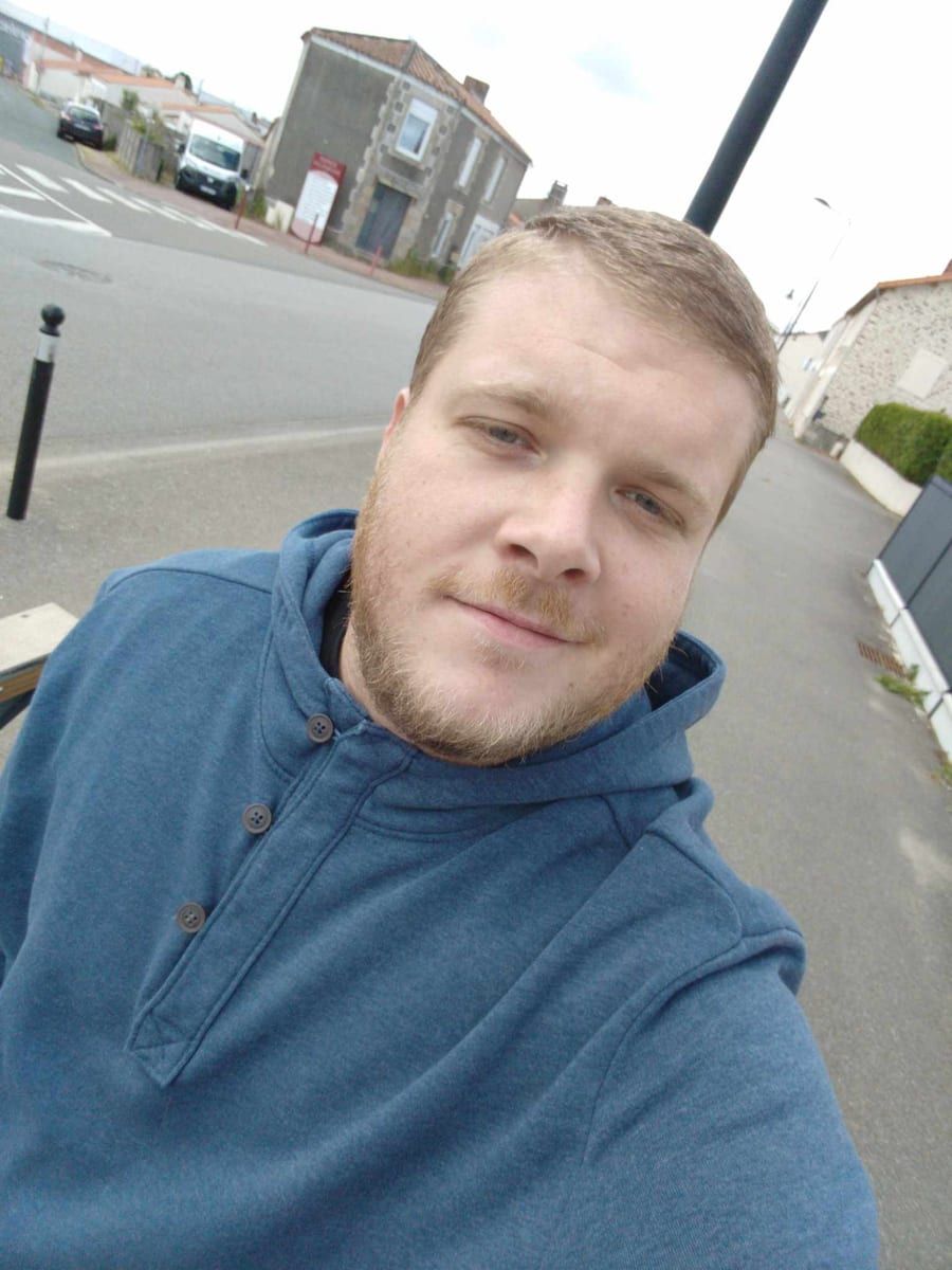 Profil de Themys, 44 ans, Site rencontres gay à Stans (Nidwald)