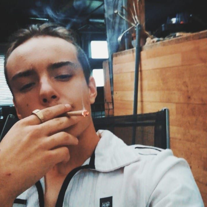 Profil de Ousseni, 27 ans, Site rencontres gay à Ursy (Fribourg)