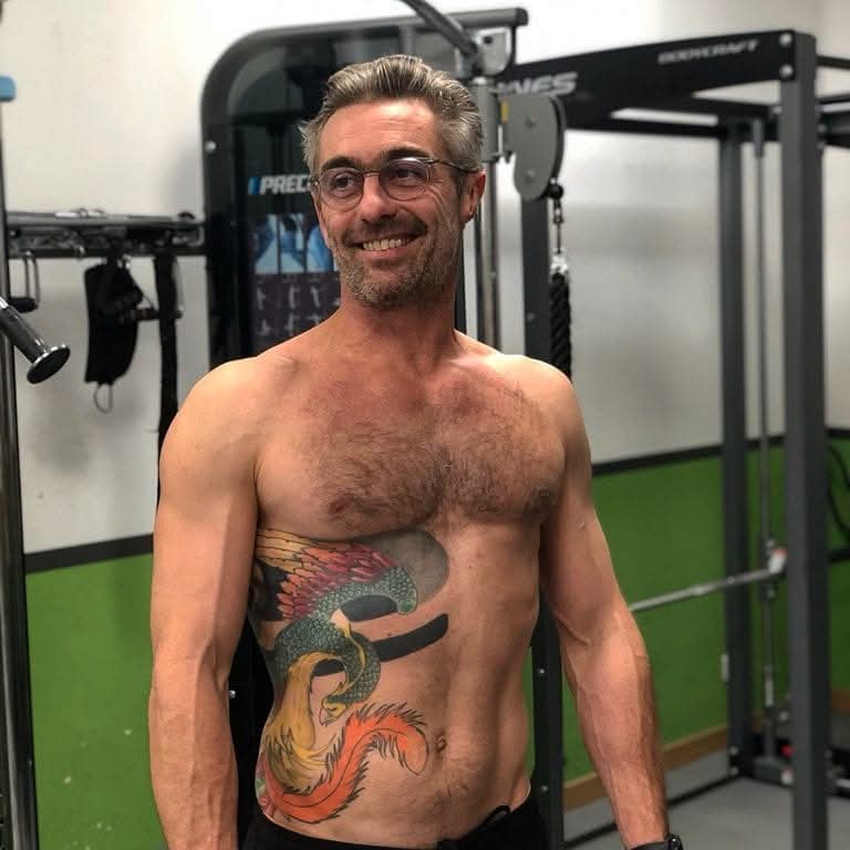 Profil de Hechem, 22 ans, Site rencontres gay à Riedern (Glaris)