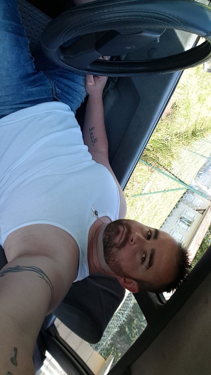 Profil de Arian, 32 ans, Site rencontres gay à Oberrickenbach (Nidwald)