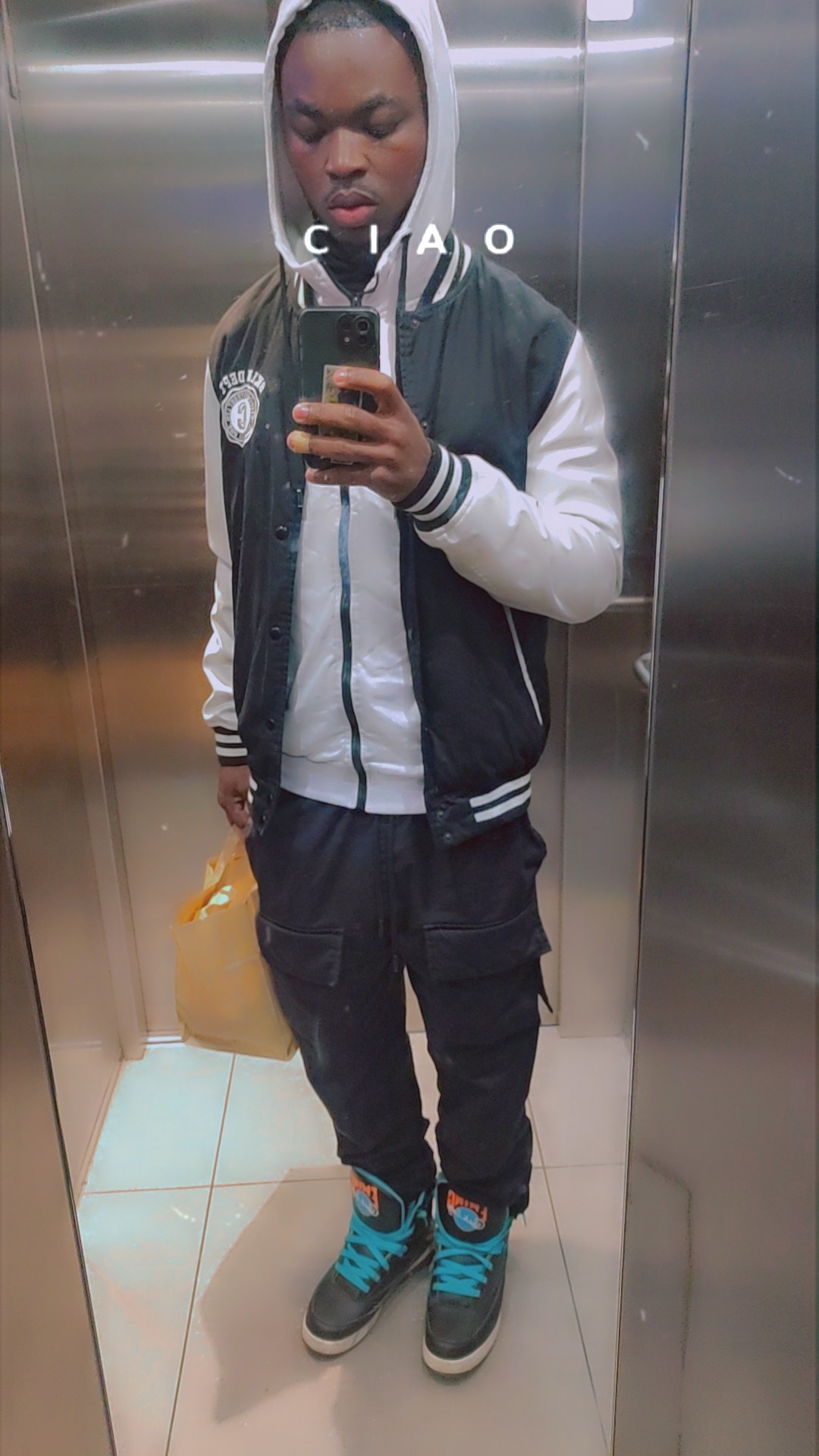 Profil de Collins, 34 ans, Site rencontres gay à Wiler b. Utzenstorf (Berne)