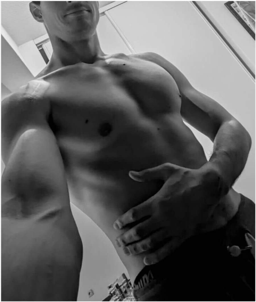 Profil de Muhamad, 30 ans, Site rencontres gay à Puplinge (Genève)