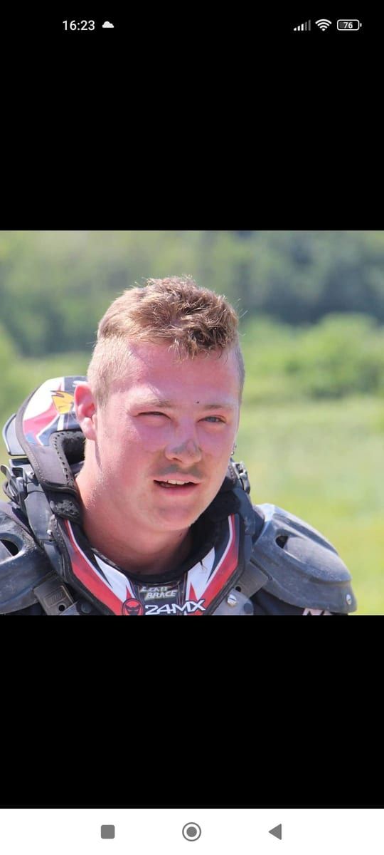 Profil de Dietrich, 24 ans, Site rencontres gay à Weissenburg (Berne)