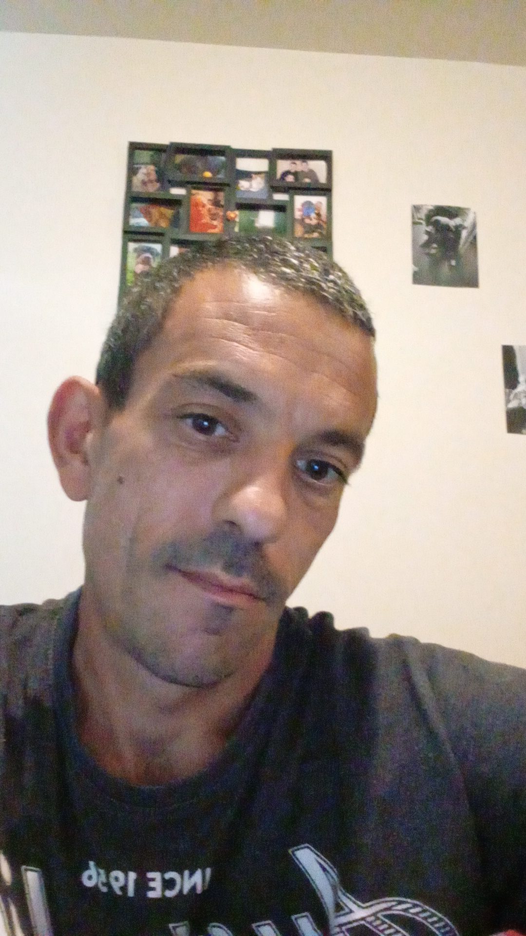 Profil de Chaker, 26 ans, Site rencontres gay à Villars-sur-Fontenais (Jura)