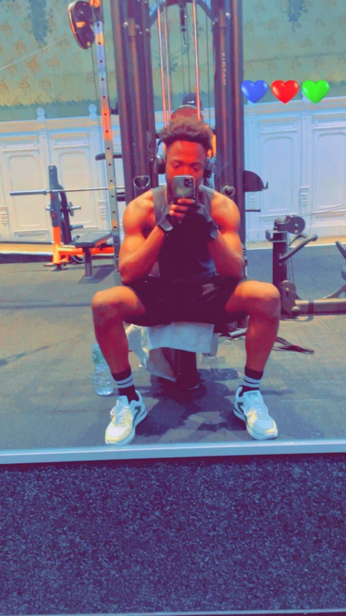 Profil de Amadi, 23 ans, Site rencontres gay à Wermatswil (Zurich)