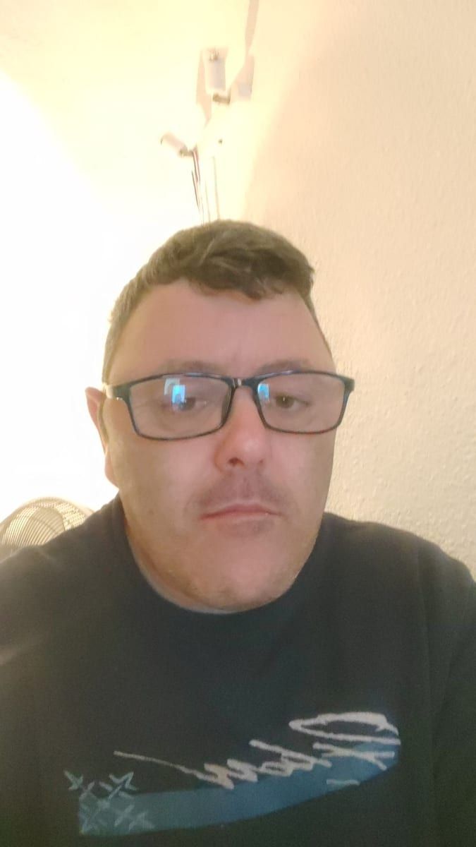 Profil de Mohamed-walid, 42 ans, Site rencontres gay à Matt (Glaris)
