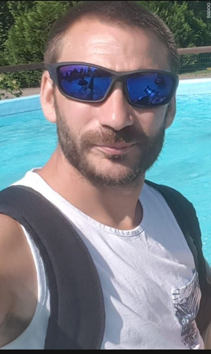 Profil de Heinz, 44 ans, Site rencontres gay à Vezio (Tessin)