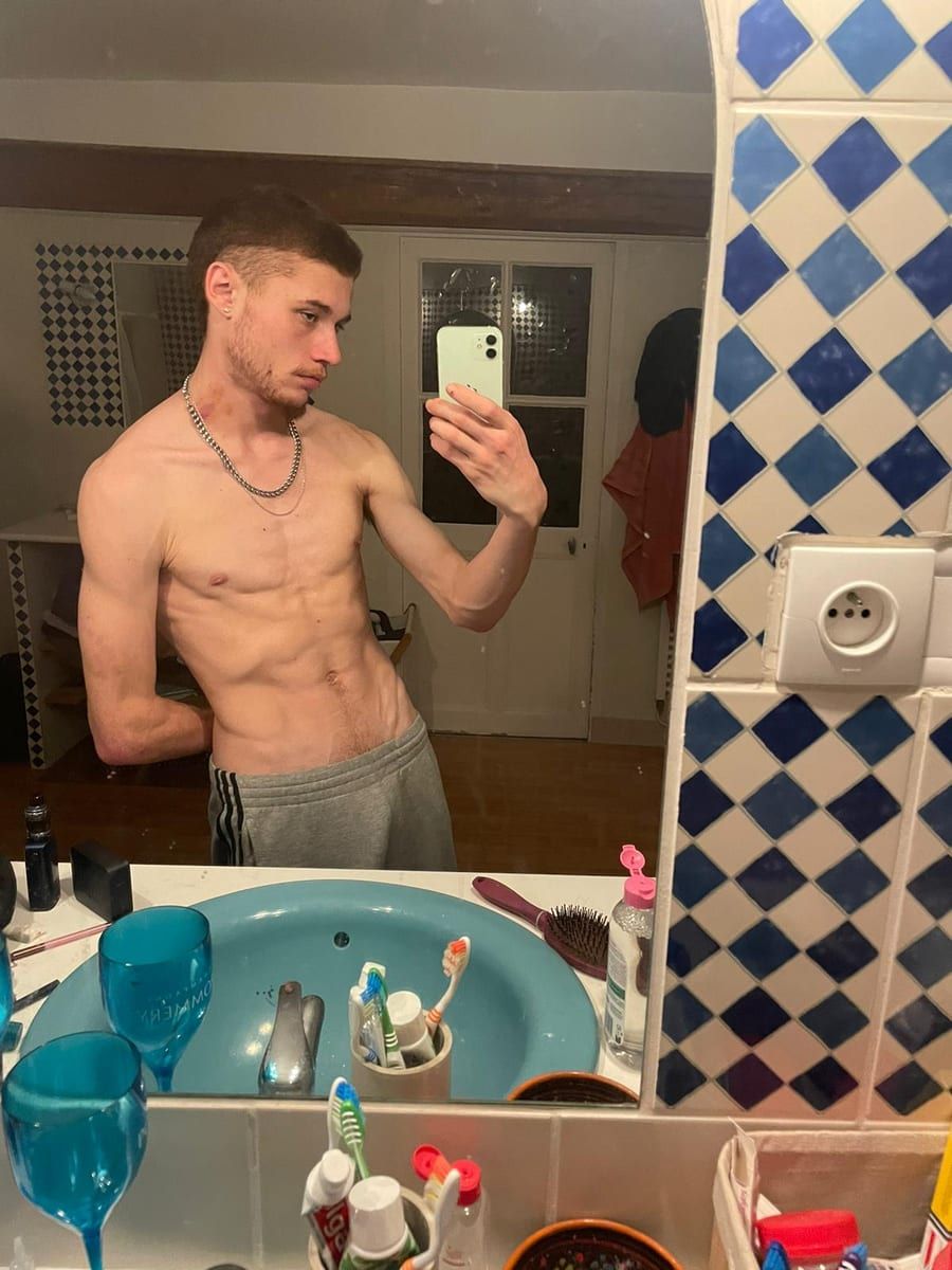 Profil de Maiko, 30 ans, Site rencontres gay à Yens (Vaud)