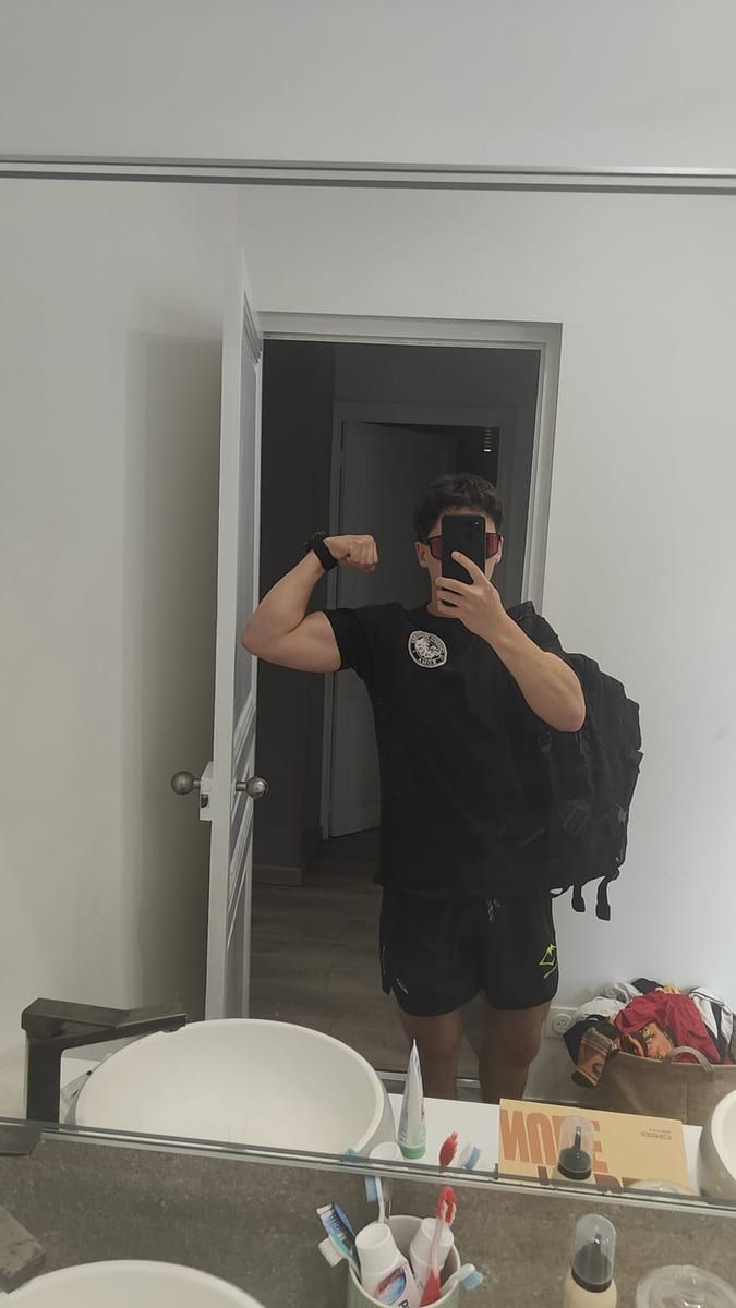 Profil de Eddie, 34 ans, Site rencontres gay à Dallenwil (Nidwald)