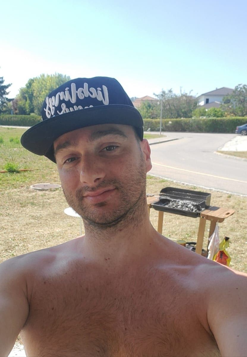 Profil de Eliam, 26 ans, Site rencontres gay à Appenzell Eggerstanden (Appenzell Rhodes-Intérieures)