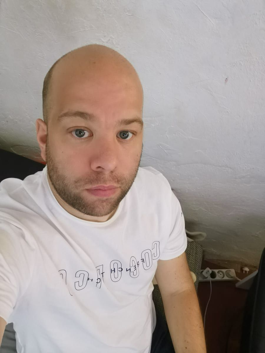 Profil de Scholastien, 41 ans, Site rencontres gay à Stein AR (Appenzell Rhodes-Extérieures)