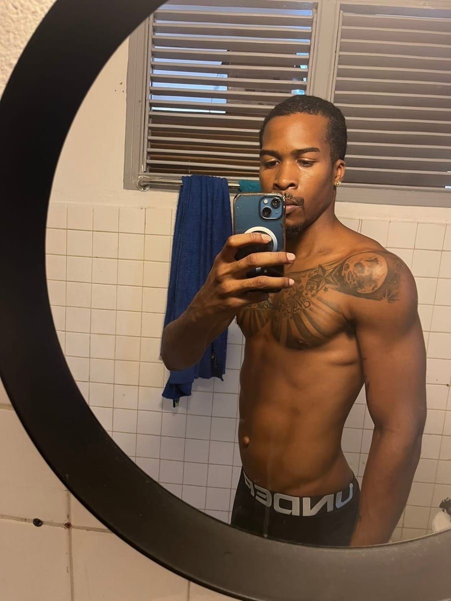 Profil de Edson, 38 ans, Site rencontres gay à Vermes (Jura)