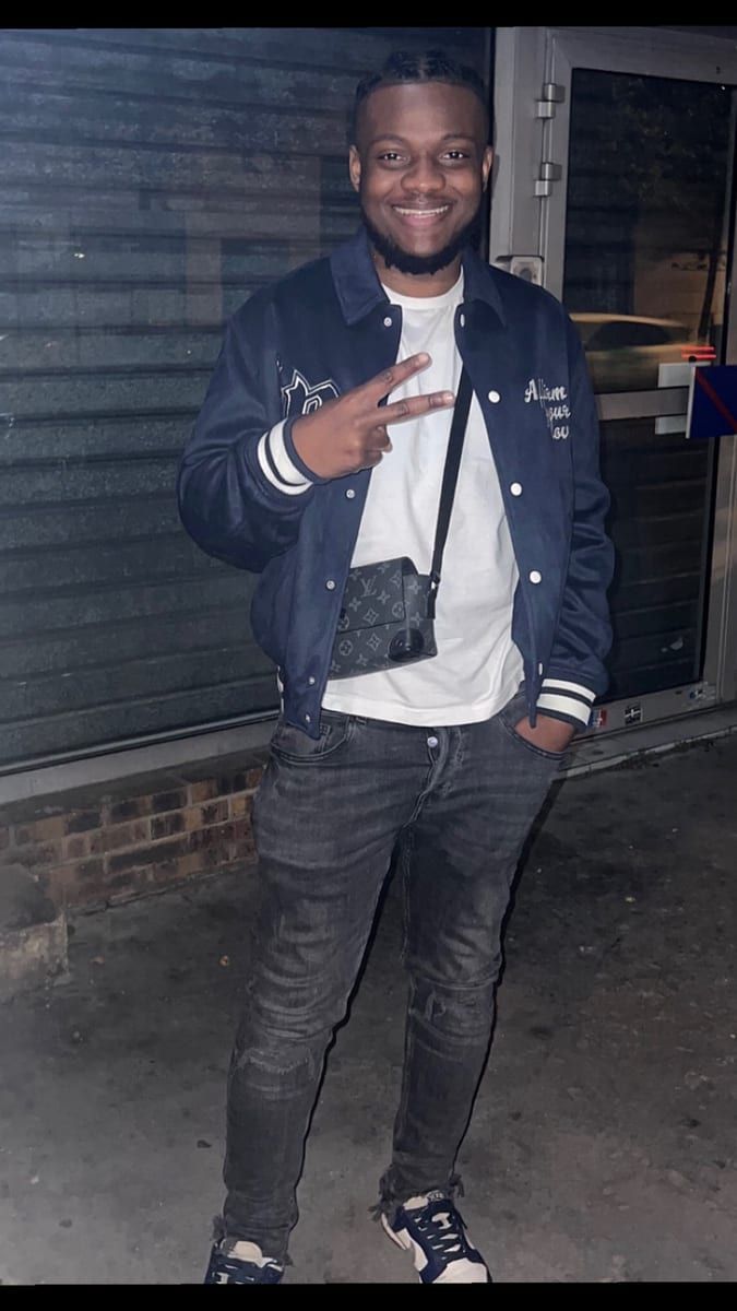 Profil de Gary, 25 ans, Site rencontres gay à Vella (Grisons)