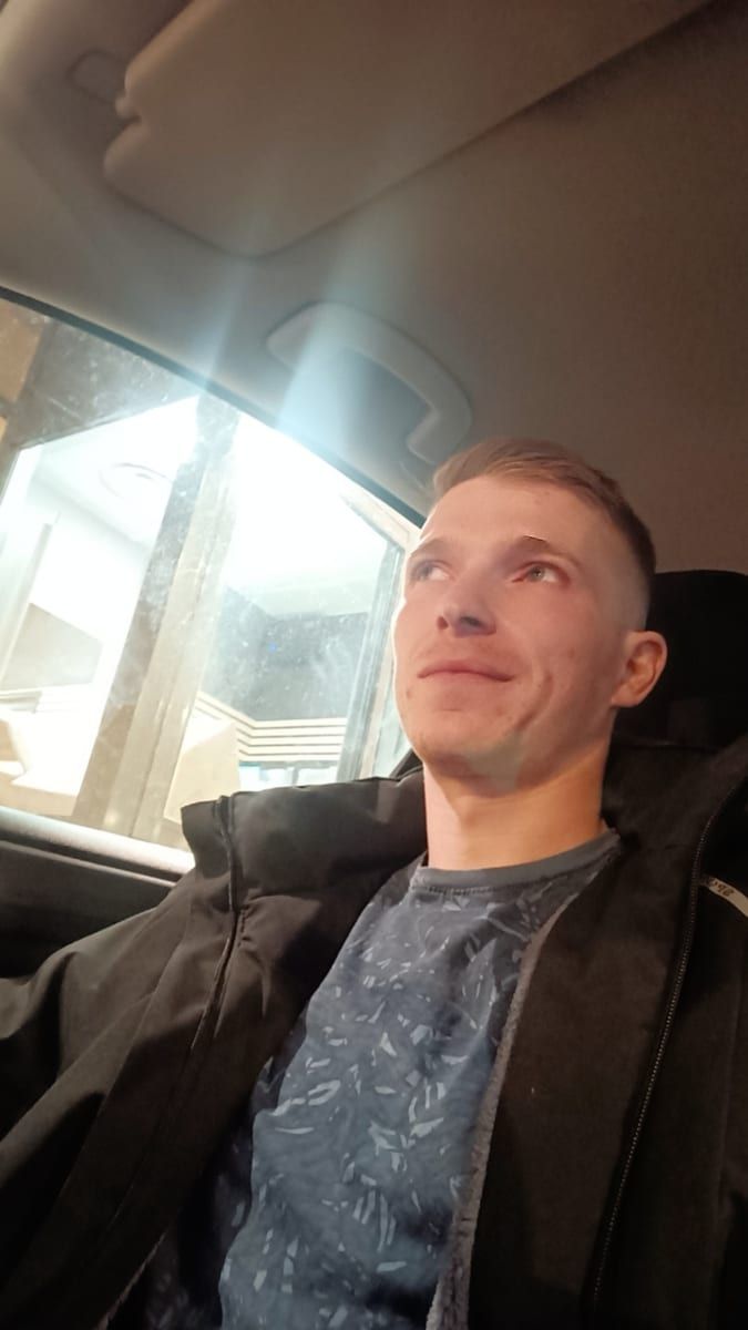 Bouchaib - Site rencontres gay à Thielle Profil de Bouchaib, 38 ans, Site rencontres gay à Thielle (Neuchâtel)