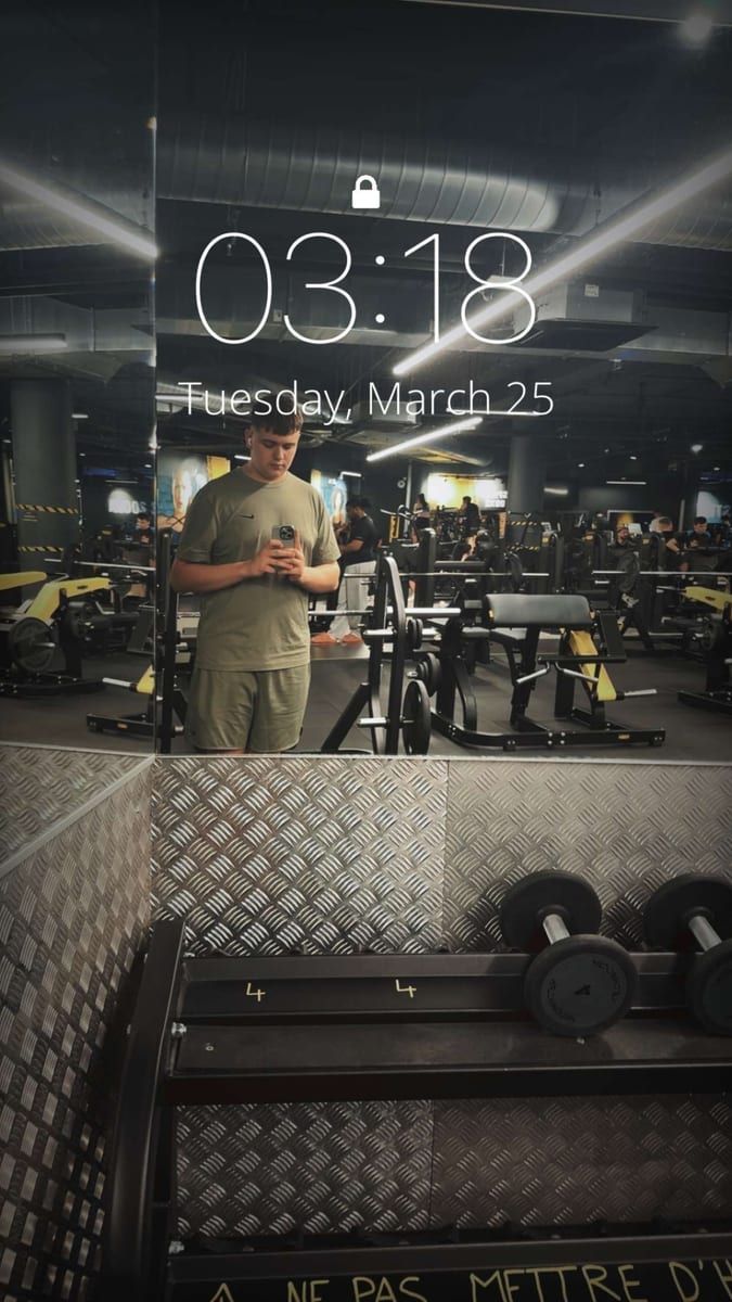 Profil de Joey, 25 ans, Site rencontres gay à Finstersee (Zoug)
